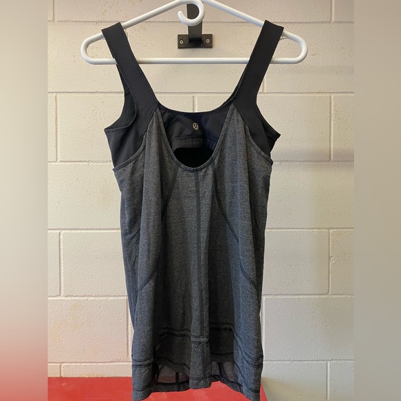 Lululemon Athletic Top - Picture 3 of 4